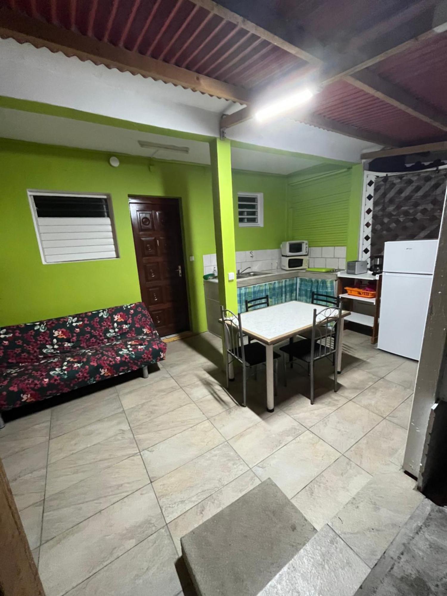 Vacances Chez Heleneb Sainte-Anne  Dış mekan fotoğraf